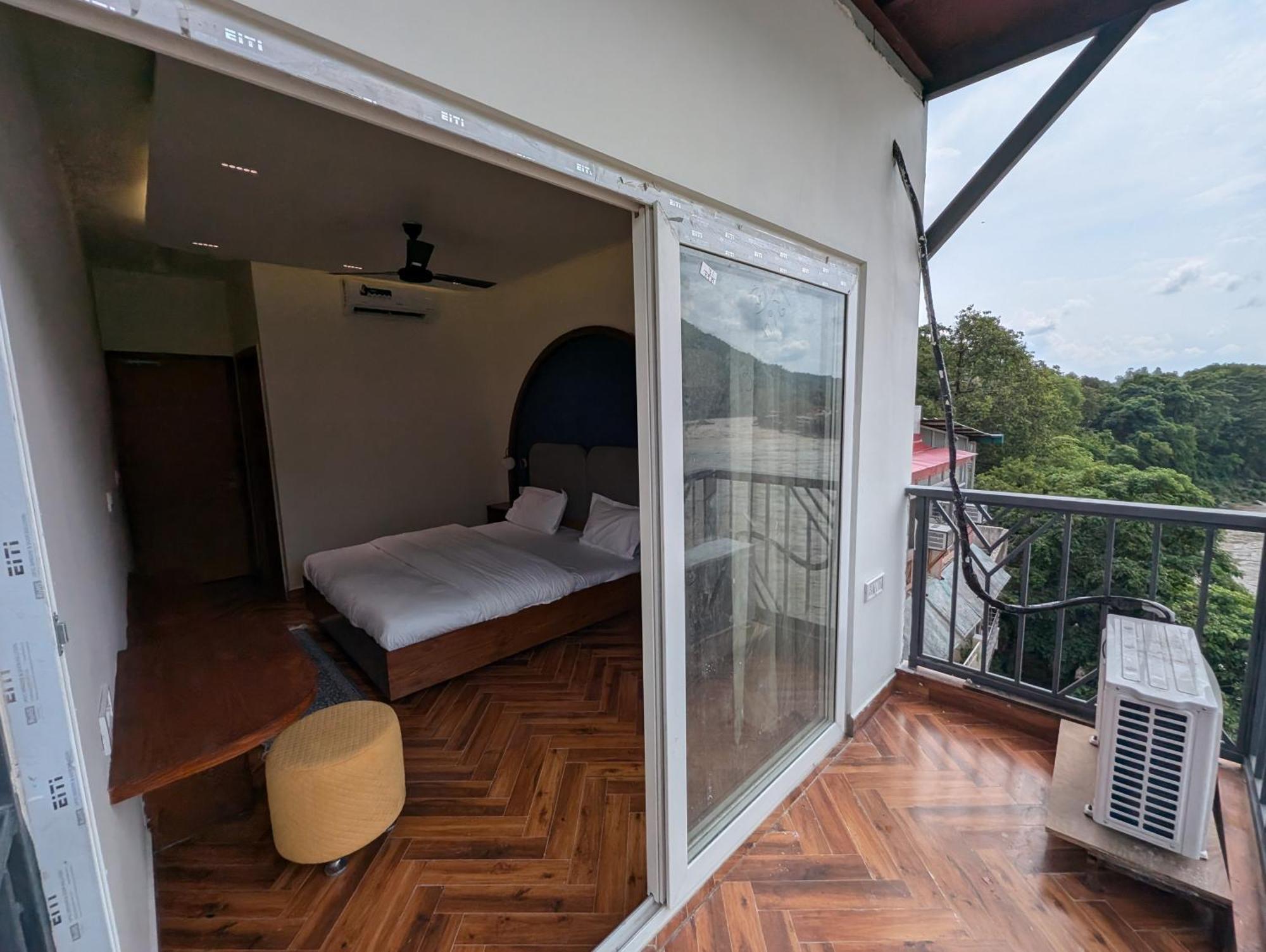 A Pousada Joey'S By The Ganges Rishīkesh Exterior foto